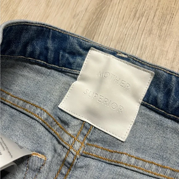 MOTHER Superior The Tomcat Distressed Straight Leg
Jeans In The Confession 26 - Picture 5 of 10